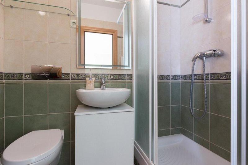 Marija F2 Apartment Кърк Екстериор снимка